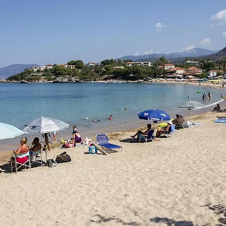 Golden Apartment Stoupa